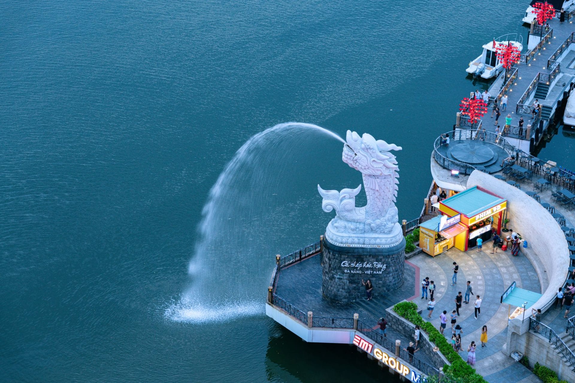 Tượng cá chép hóa rồng Đà Nẵng – Biểu tượng mới của thành phố