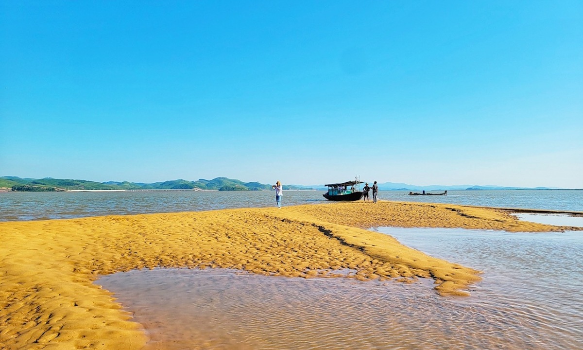 Bãi cát vàng Đà Nẵng