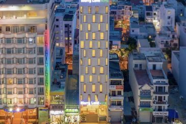 Merry Land Hotel Da Nang