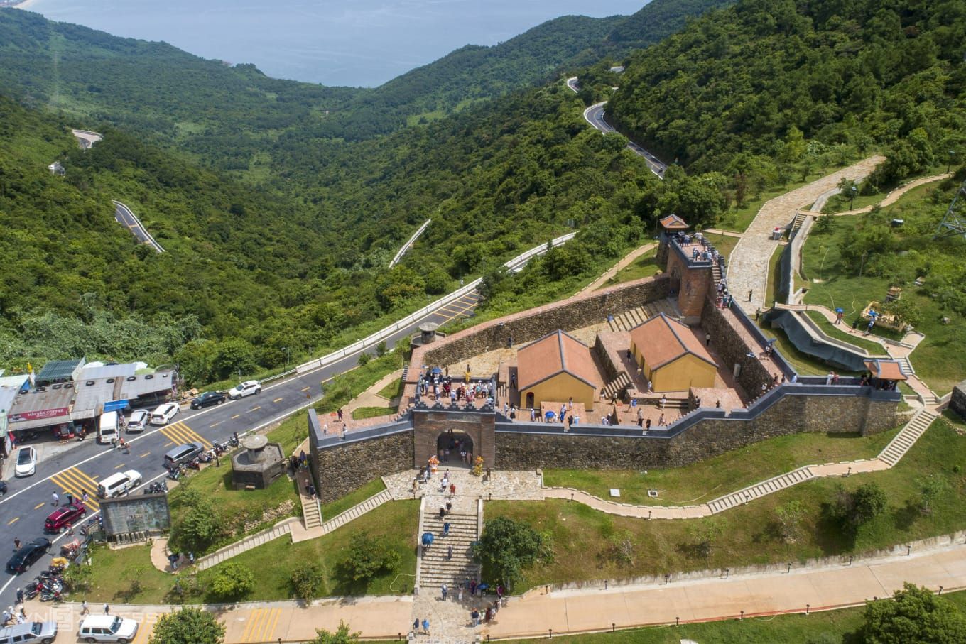 danh gia hai van quan 2 129dbbb8