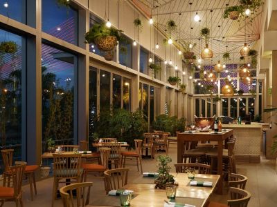 nha hang veranda vietnamese 12003dd3