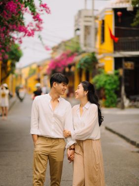 lang man pho co hoi an qua bo anh couple dep nhu mo cua photographer bui huy khang 4 1619711402 1e80bb30