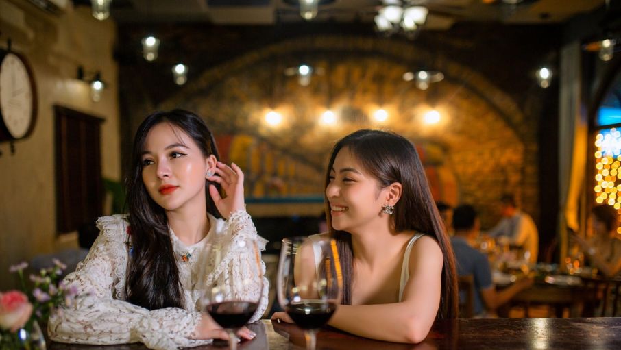 Dom Bistro7 23ed3800