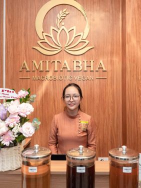 03.10 AMITABHA 123 1 443f3775