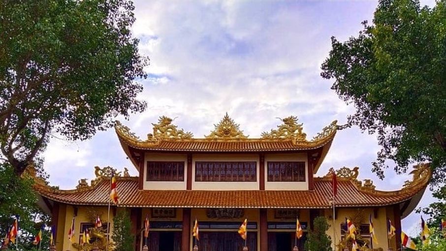 chua phap lam 5ac558db