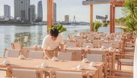 yacht restaurant 3 5ead5dc6