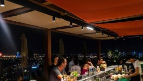 chicland lounge 3 62c96c16