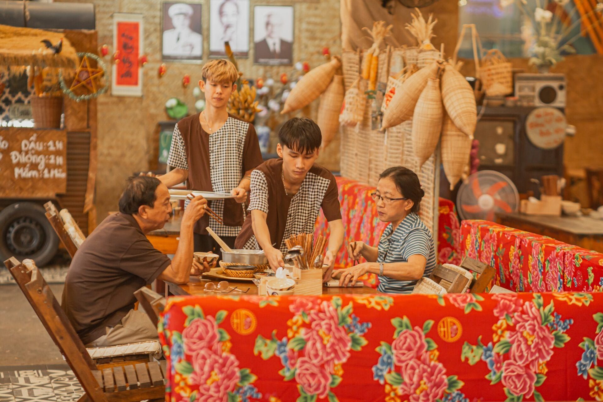 Tiem com bao cap 1975 9 95df4a34