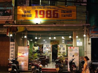 cua hang an uong mau dich 198618 e1742277188375 9f351a35