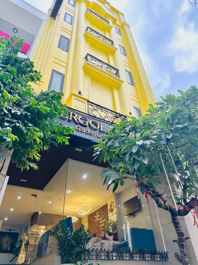 Pergola Design Hotel