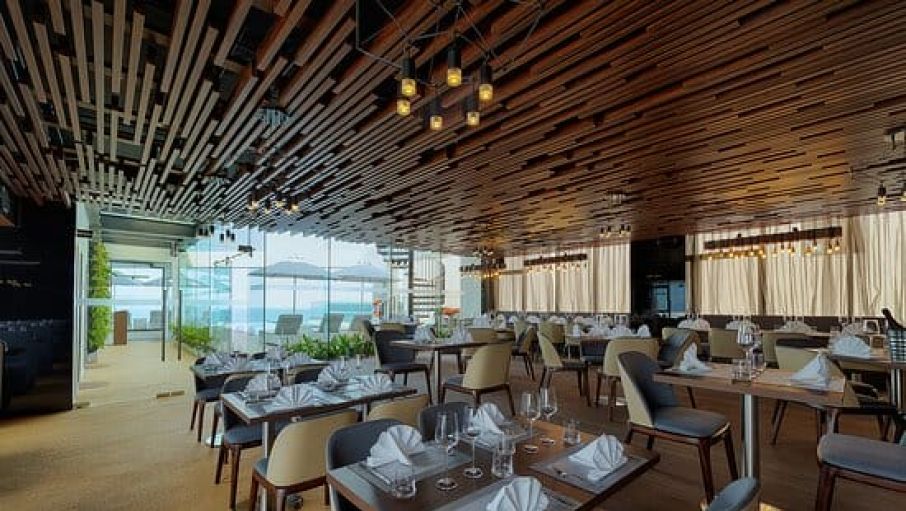 discovering sky view c7113c8d