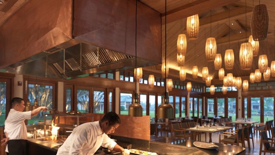 Nha hang The Grill Restaurant Da Nang 1 ca994893