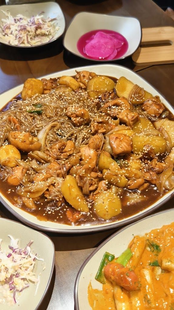 Nha hang Twozzim 9 cb257c7a