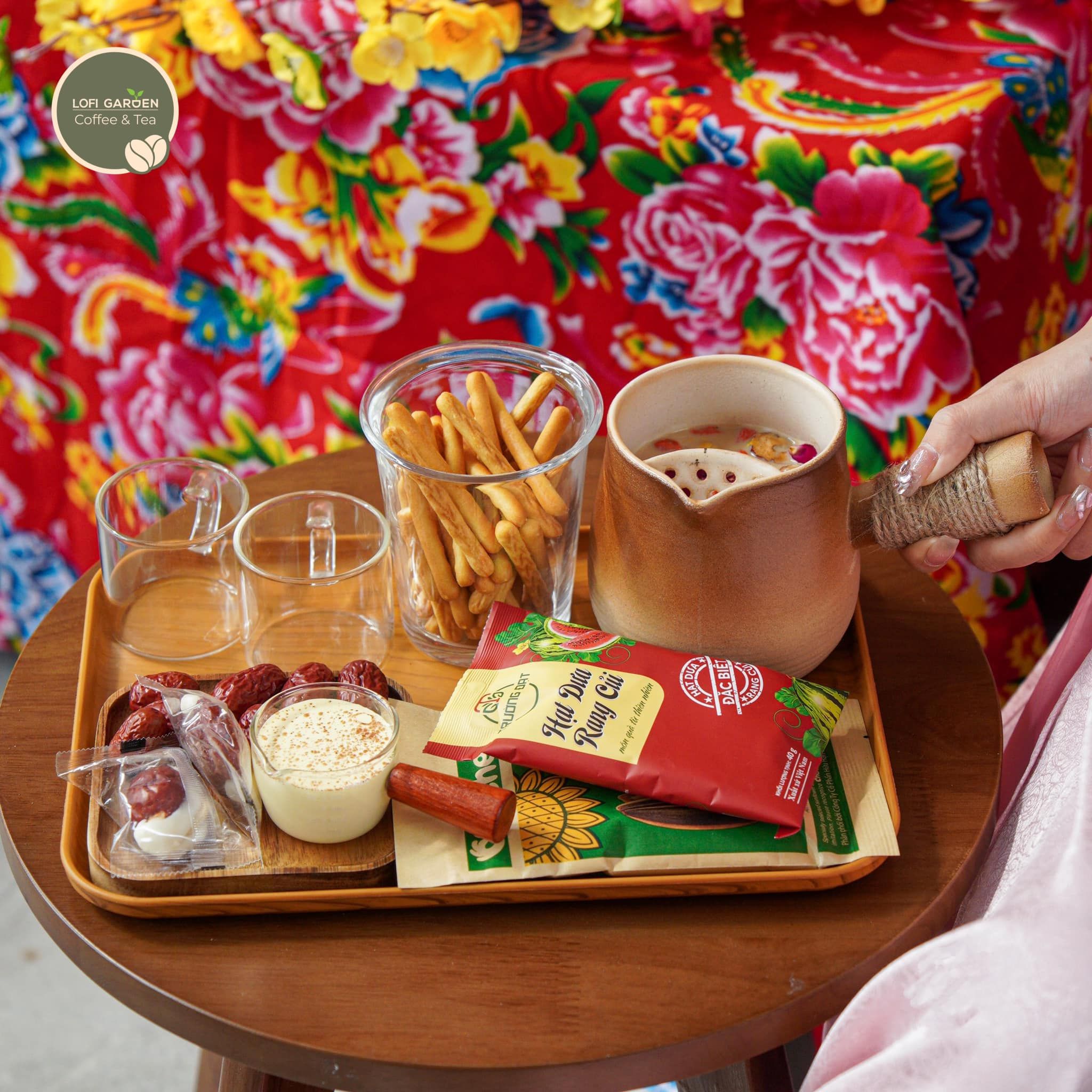 lofi garden3 db90833c