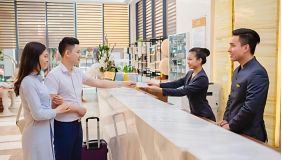 royal beach hotel 4 de7e3635