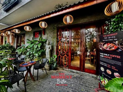 The moment bistro3 e9429d2f