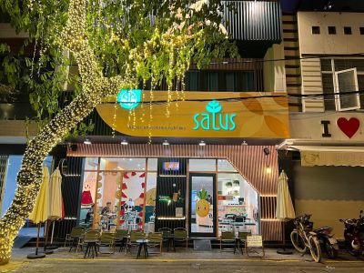 Salus 10 eb081a96