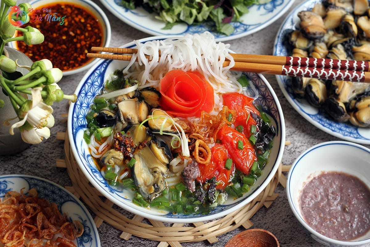 Top 14 quán bún ốc Đà Nẵng khiến bạn ăn là ghiền
