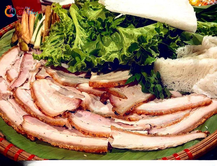 Quán Bánh Tráng Cuốn Thịt Heo Bà Mua Đà Nẵng