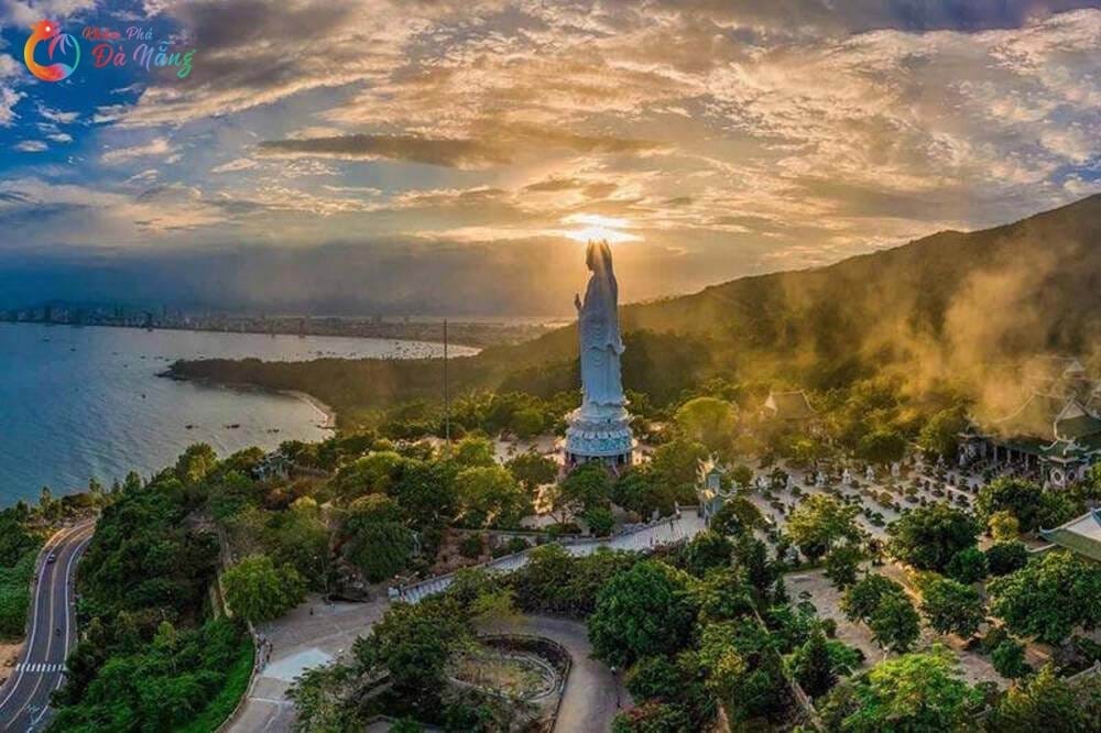 chua linh ung da nang
