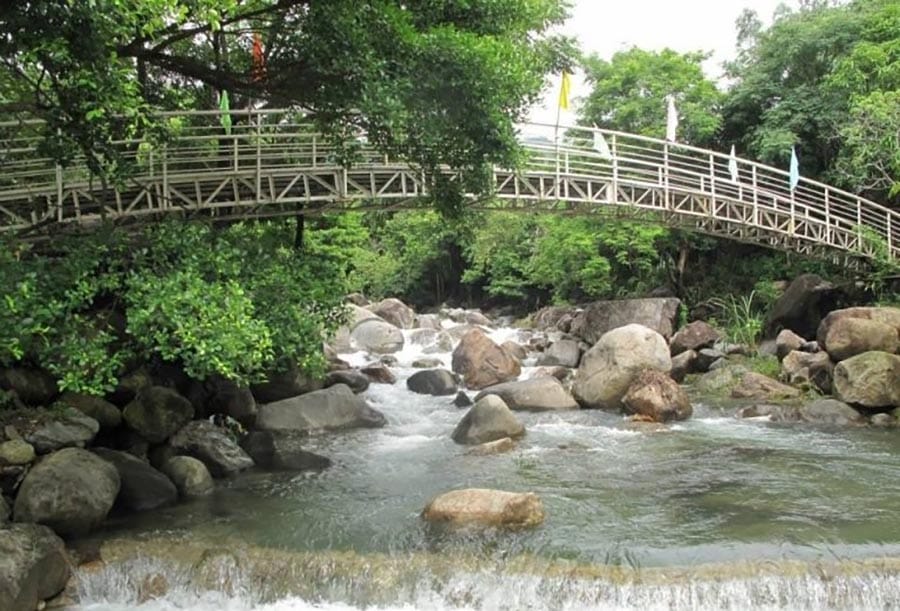 khu du lich thuy van son da nang