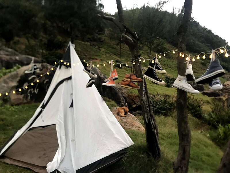Lều cắm trại là một phần không thể thiếu cho một buổi dã ngoại qua đêm