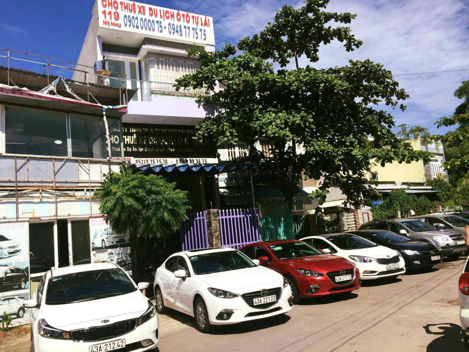 thuê xe ô tô tự lái tại Đà Nẵng
