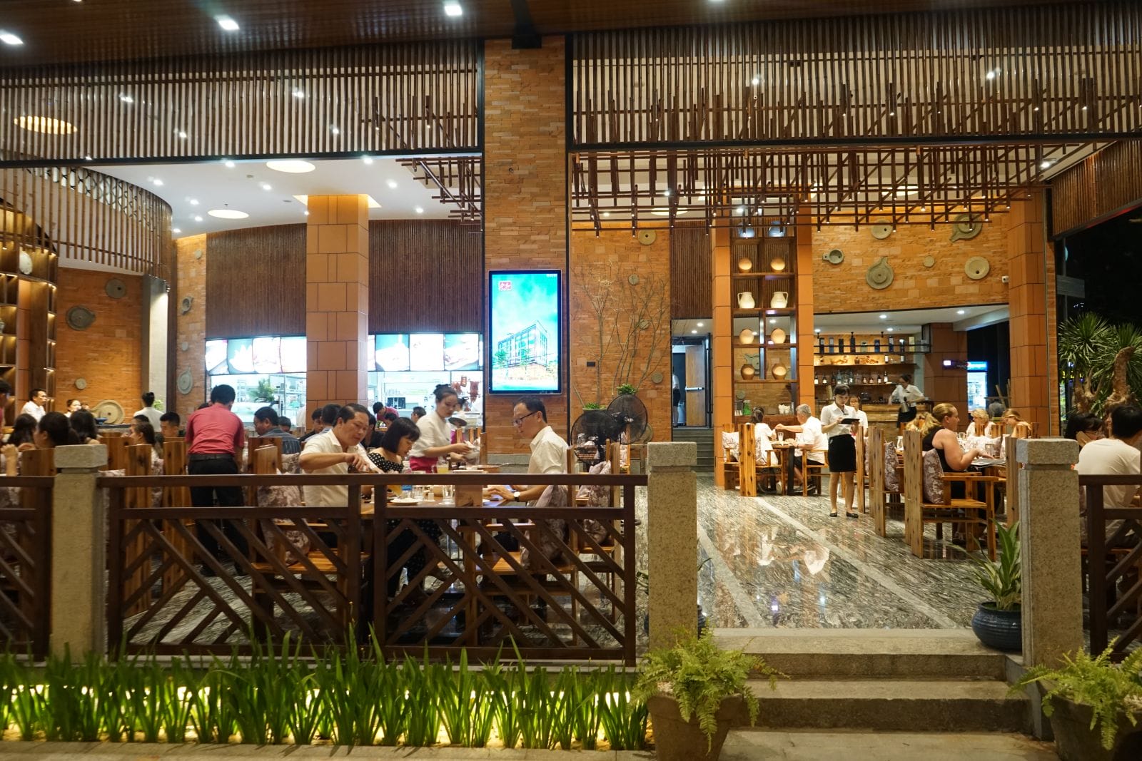 quán hải sản Đà Nẵng