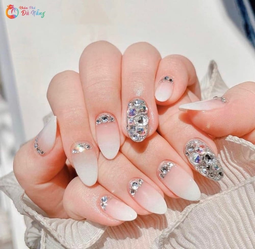 Beach Side Nail.