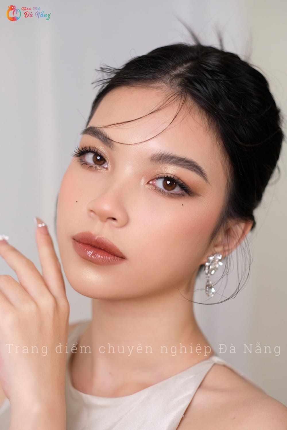 Loan Nguyễn Makeup.
