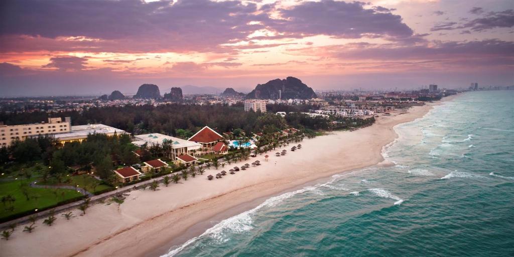 Đánh giá Sandy Beach Non Nuoc Resort – 21 Trường Sa, Hòa Hải, Ngũ Hành Sơn, Đà Nẵng