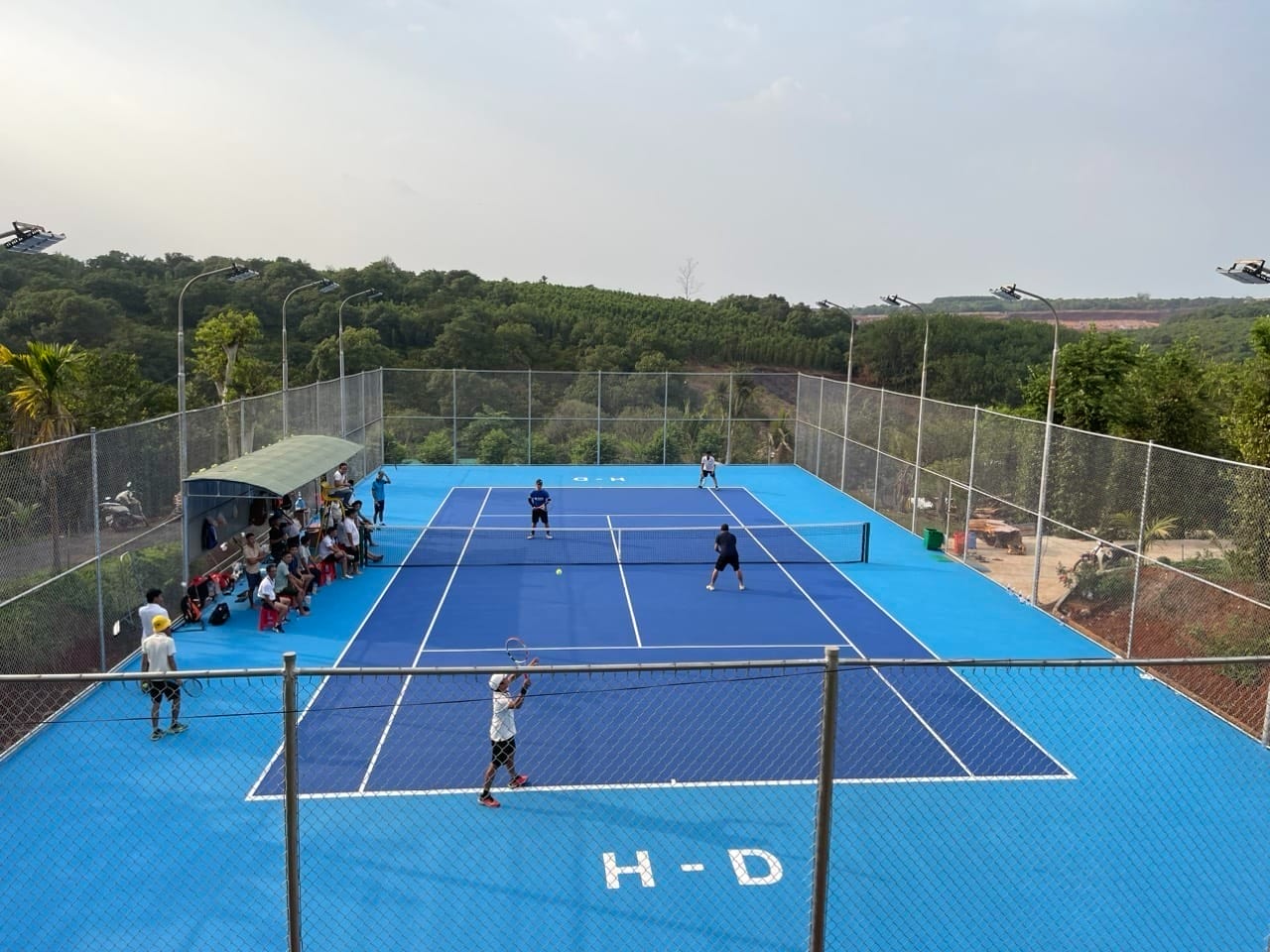 San Tennis Tho Quang