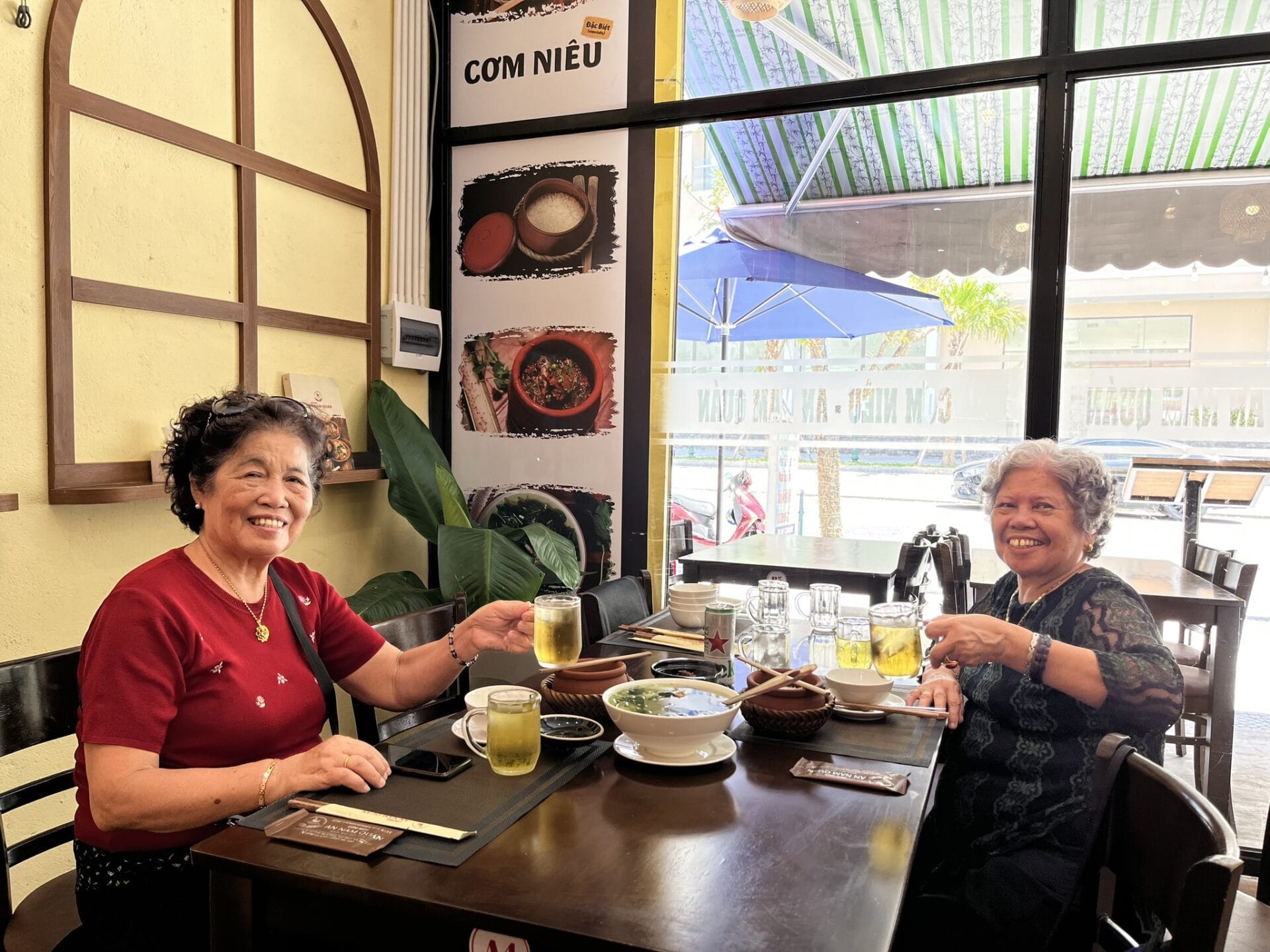 Cơm niêu An Nam quán