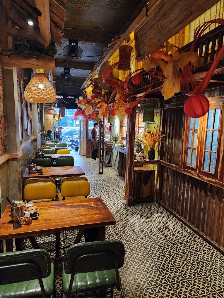 Cơm Tấm Ốp Lết 1940