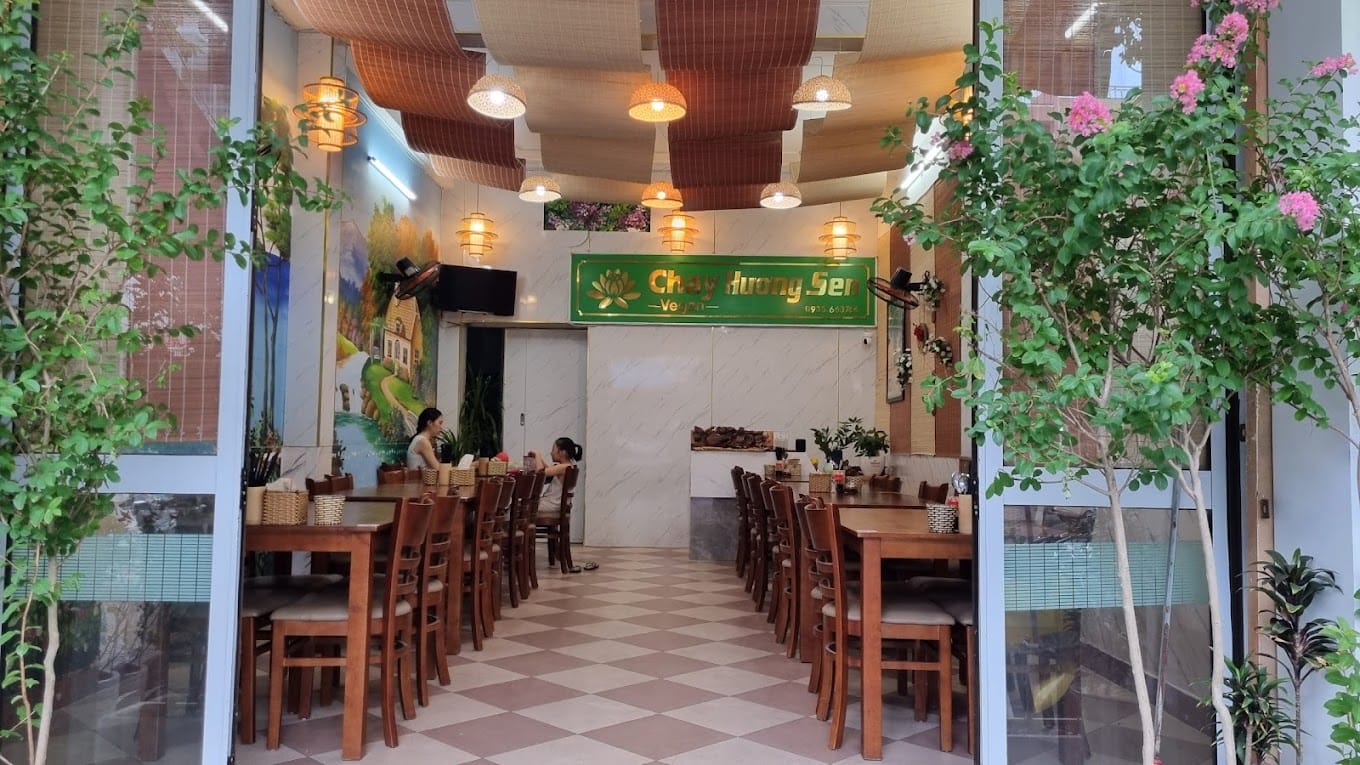 nhà hàng chay Hương Sen