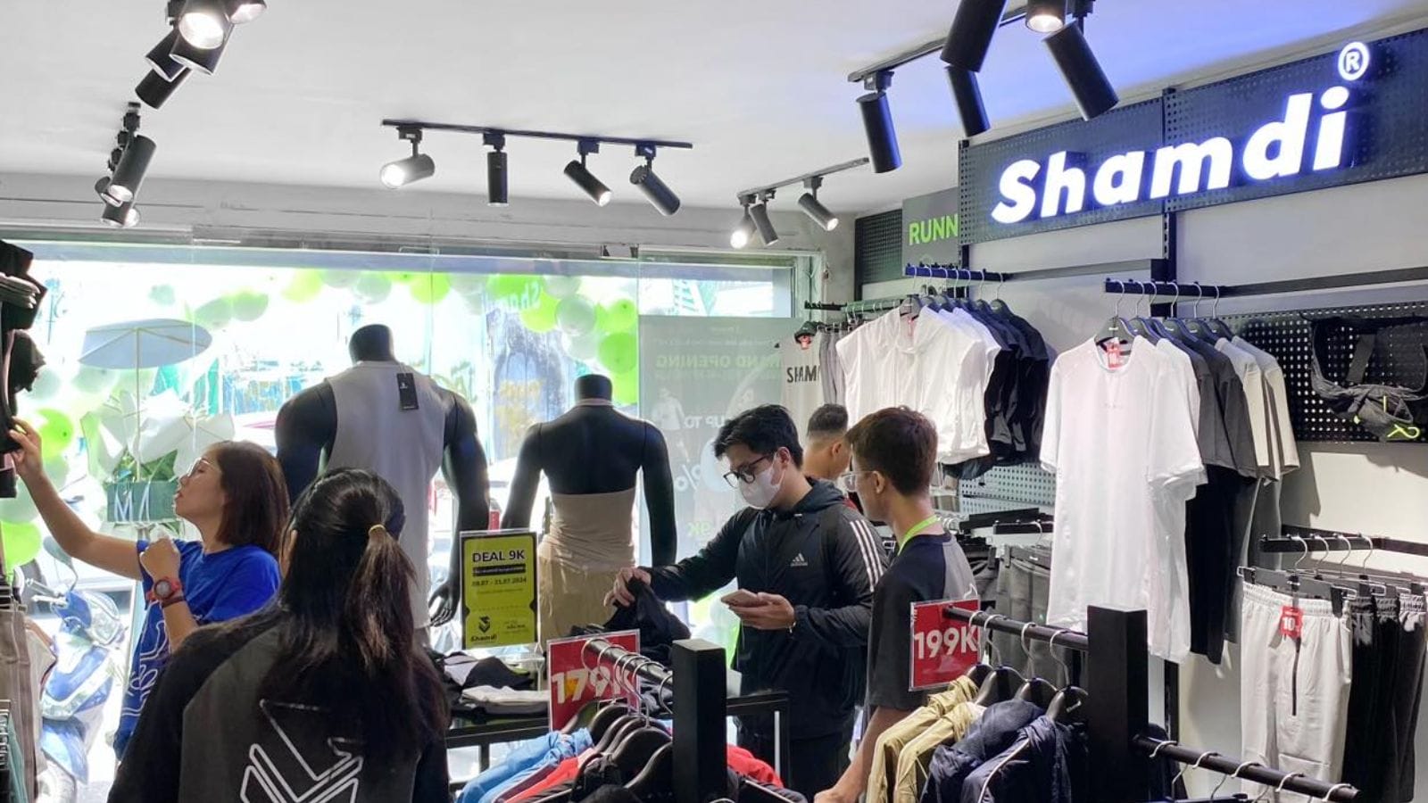 Cửa hàng quần áo tập gym tại Đà Nẵng