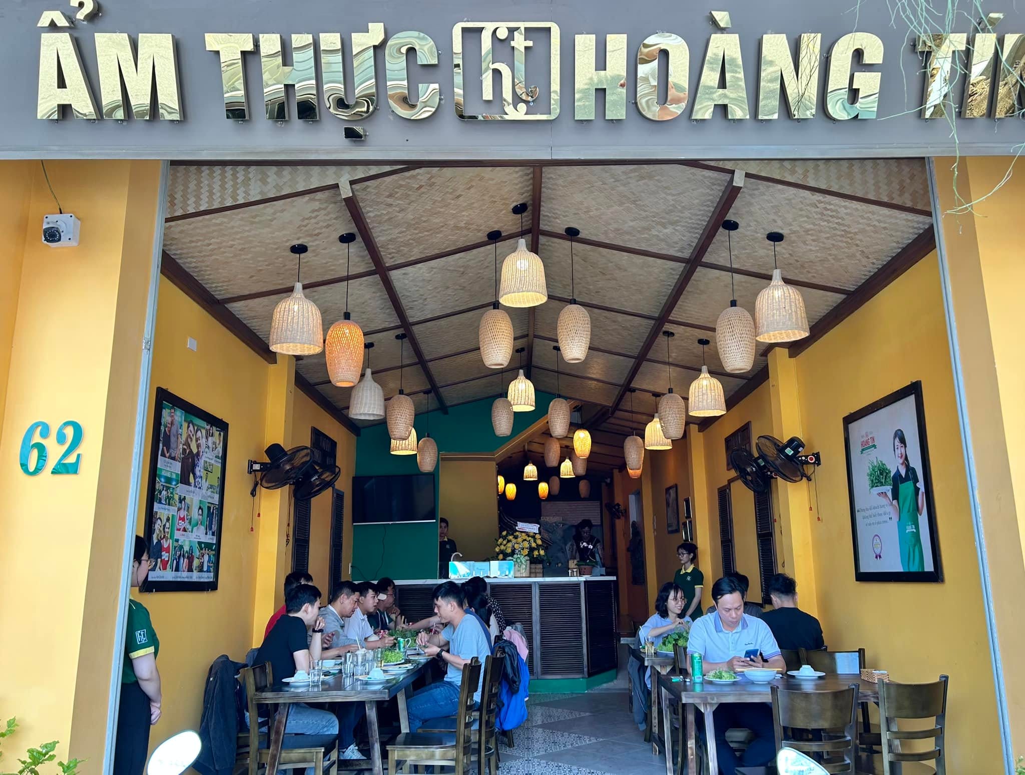 Ẩm thực Hoàng Tín