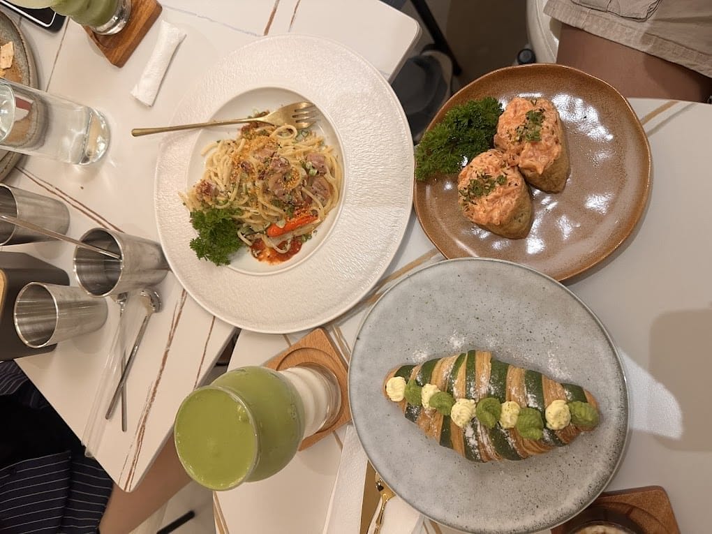 tiệm bánh nước