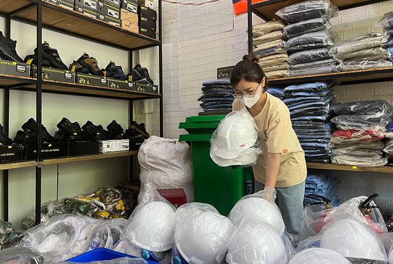 cung cấp đồ bảo hộ