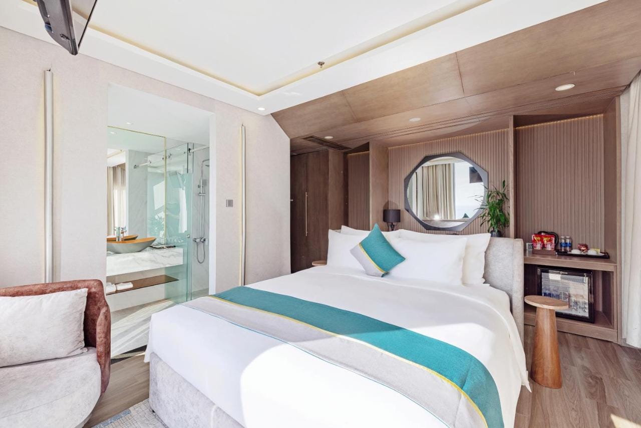 Giá phòng tại Cicilia Hotel & Spa là bao nhiêu?