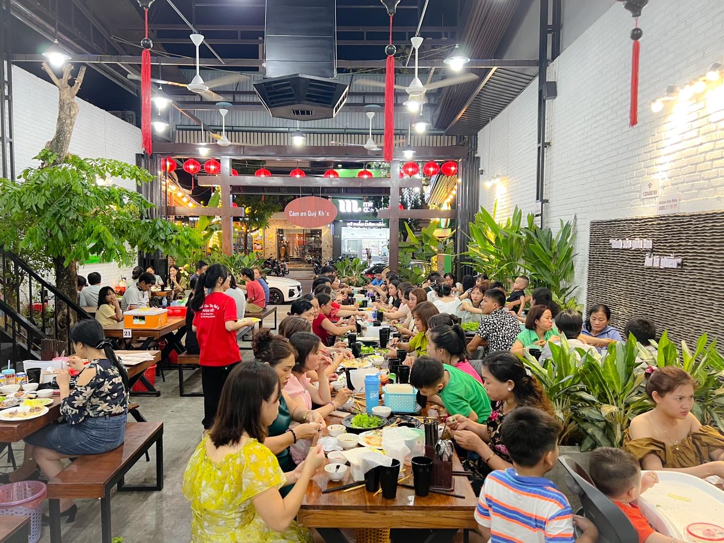 Ẩm Thực Năm Hiền