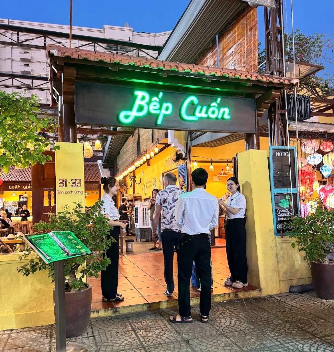 Bếp Cuốn Đà Nẵng
