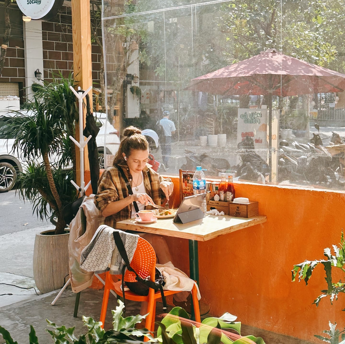 palmtree society brunch bistro