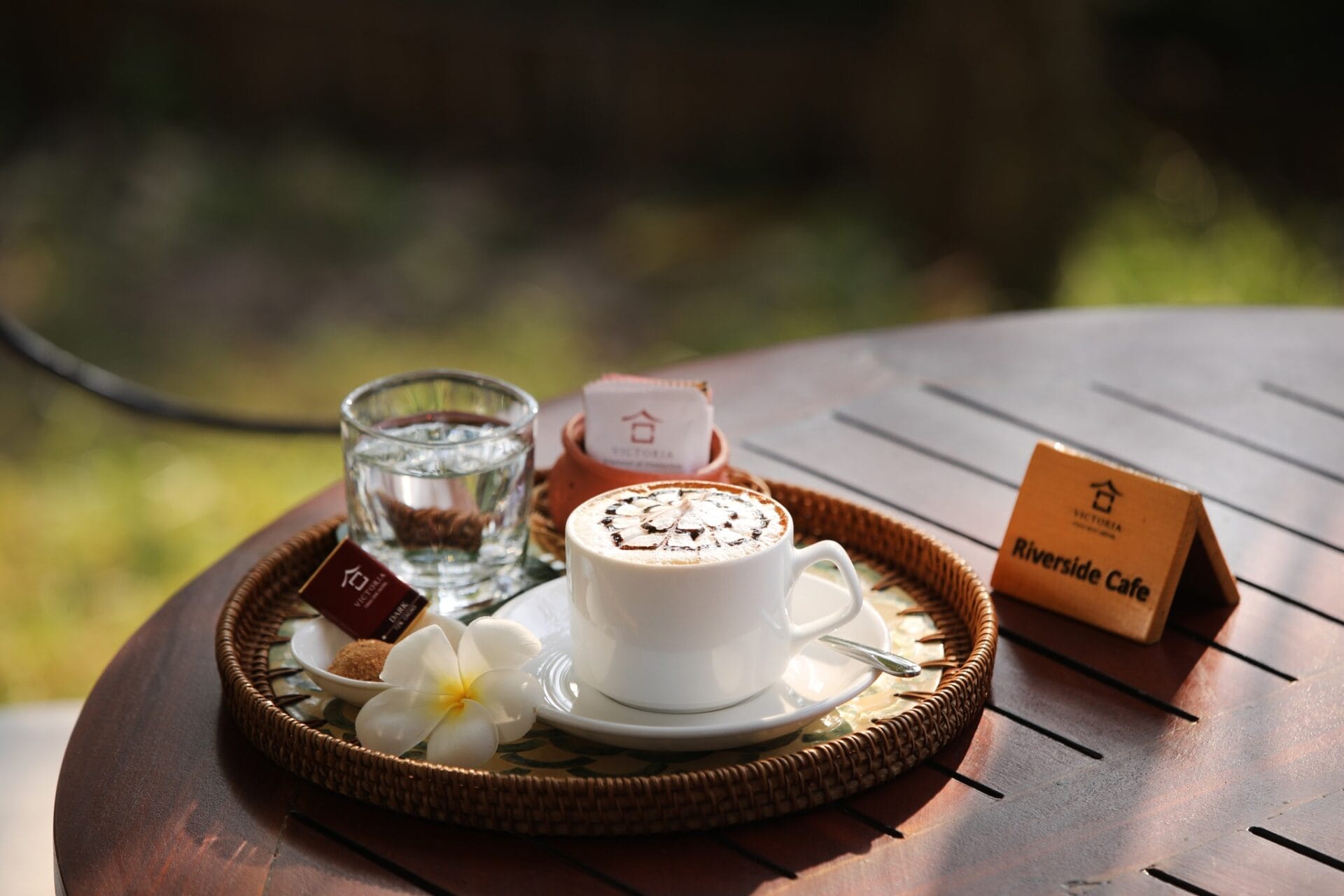 riverside garden coffee and drink