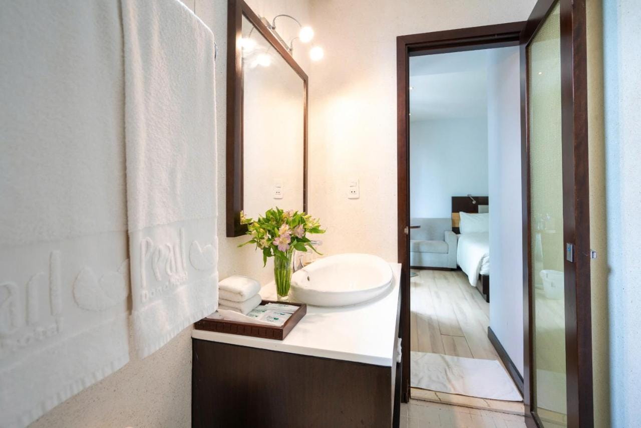 Khách Sạn Dana Pearl Đà Nẵng
