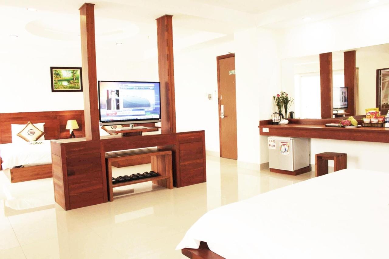 emerald boutique hotel danang