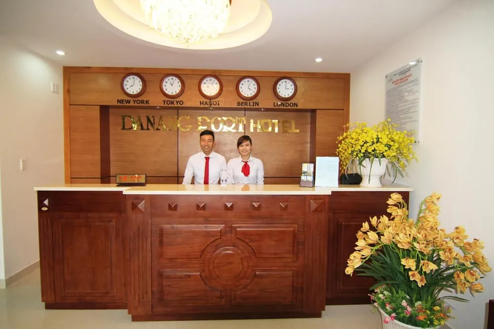 Khách sạn Dattravi