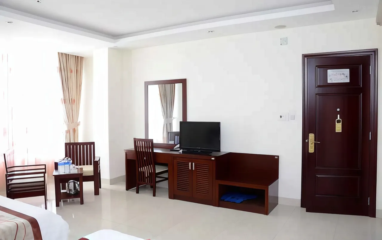 Khách sạn Dattravi