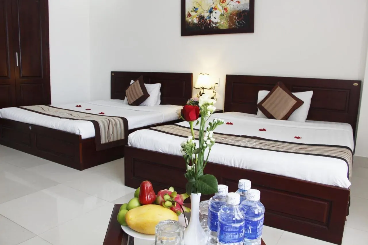 Khách sạn Dattravi