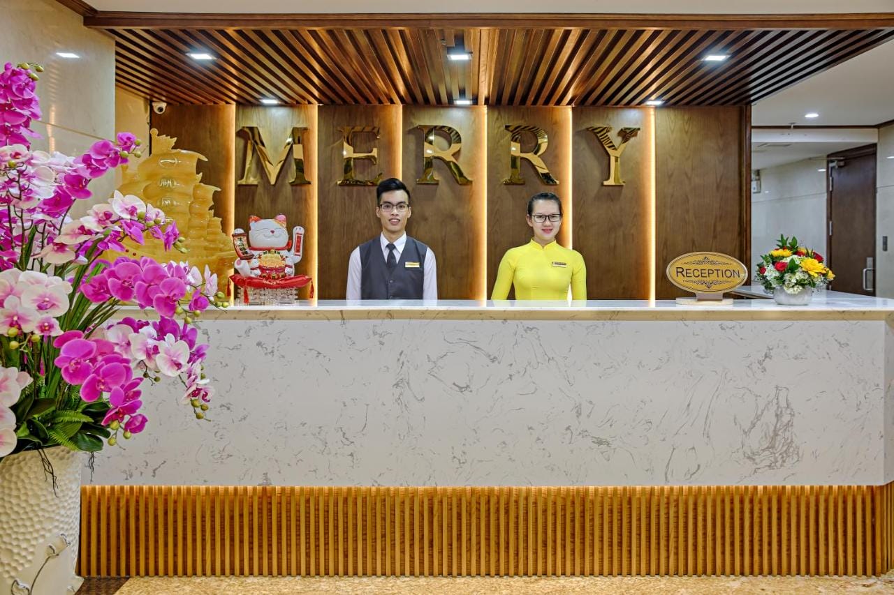 Merry Hotel Danang